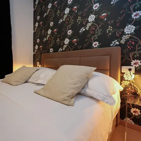 Junia Boutique スプリト