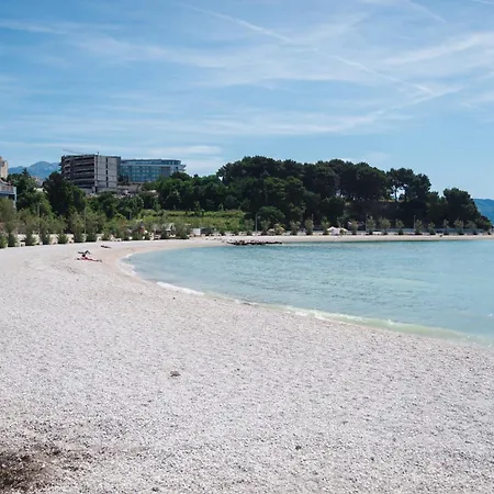 Junia Boutique スプリト