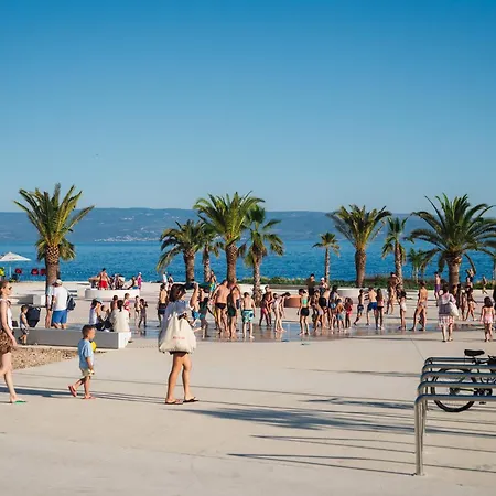 アパート Junia Boutique