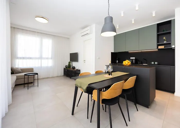 Apartment Junia Boutique *